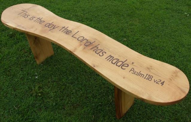 Memorial Curved Oak Bench - 7ft