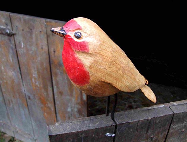 Carved Wood Robin Garden Sculpture