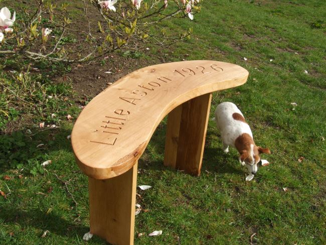 Curved Oak Memorial Bench - 4ft