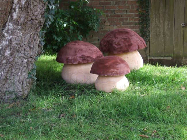 Chestnut Mushroom Seating