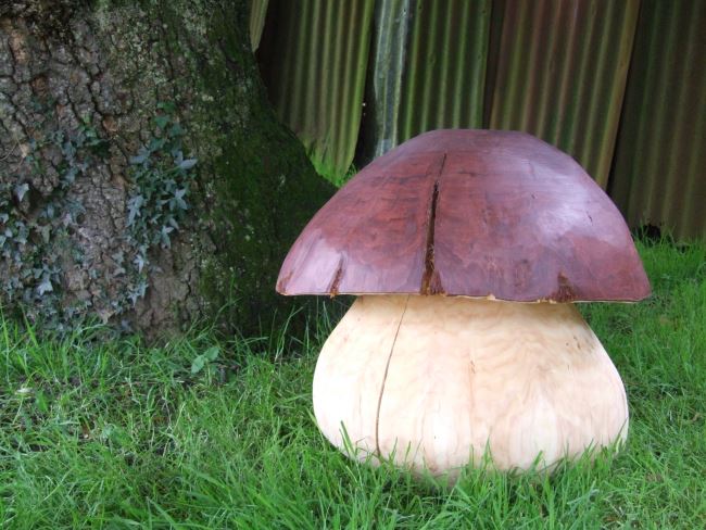 Chestnut Mushroom Seating