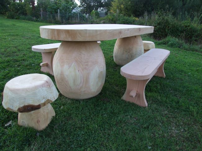 Outdoor Dining Mushroom Table and Seat Set